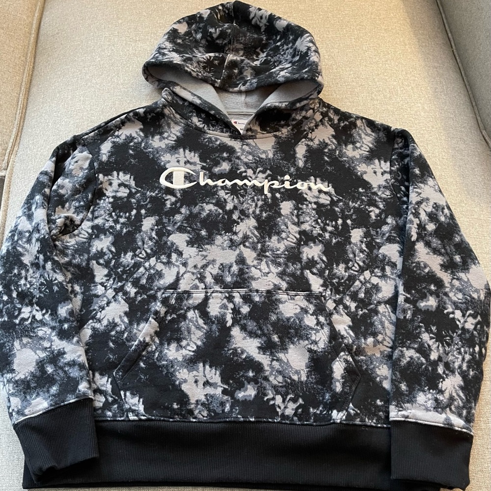 Embroidered Champion Hoodie - Unisex Medium NWT